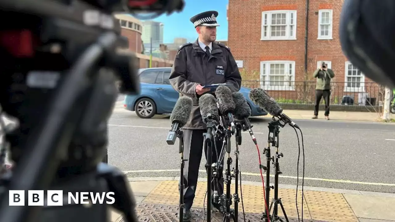 Euston shooting: Car appeal after six injured at London church