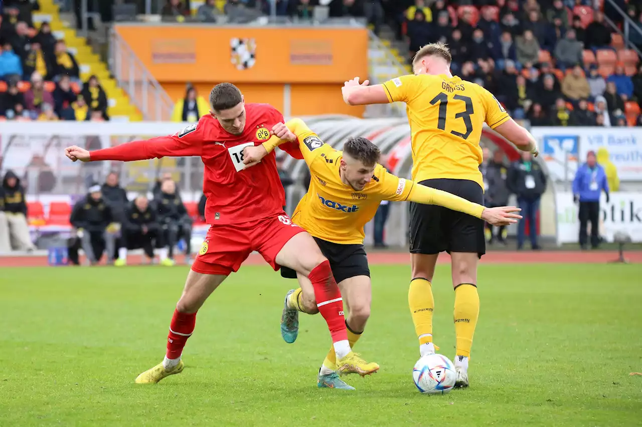 Rote Laterne weg: SpVgg Bayreuth feiert Heimerfolg gegen BVB II