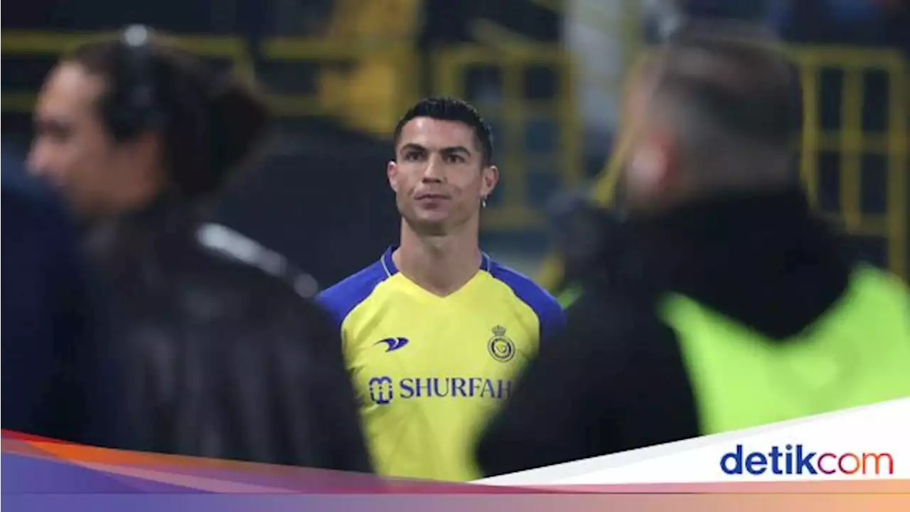 Cantona Kritik Ronaldo, Bawa-bawa Ibrahimovic