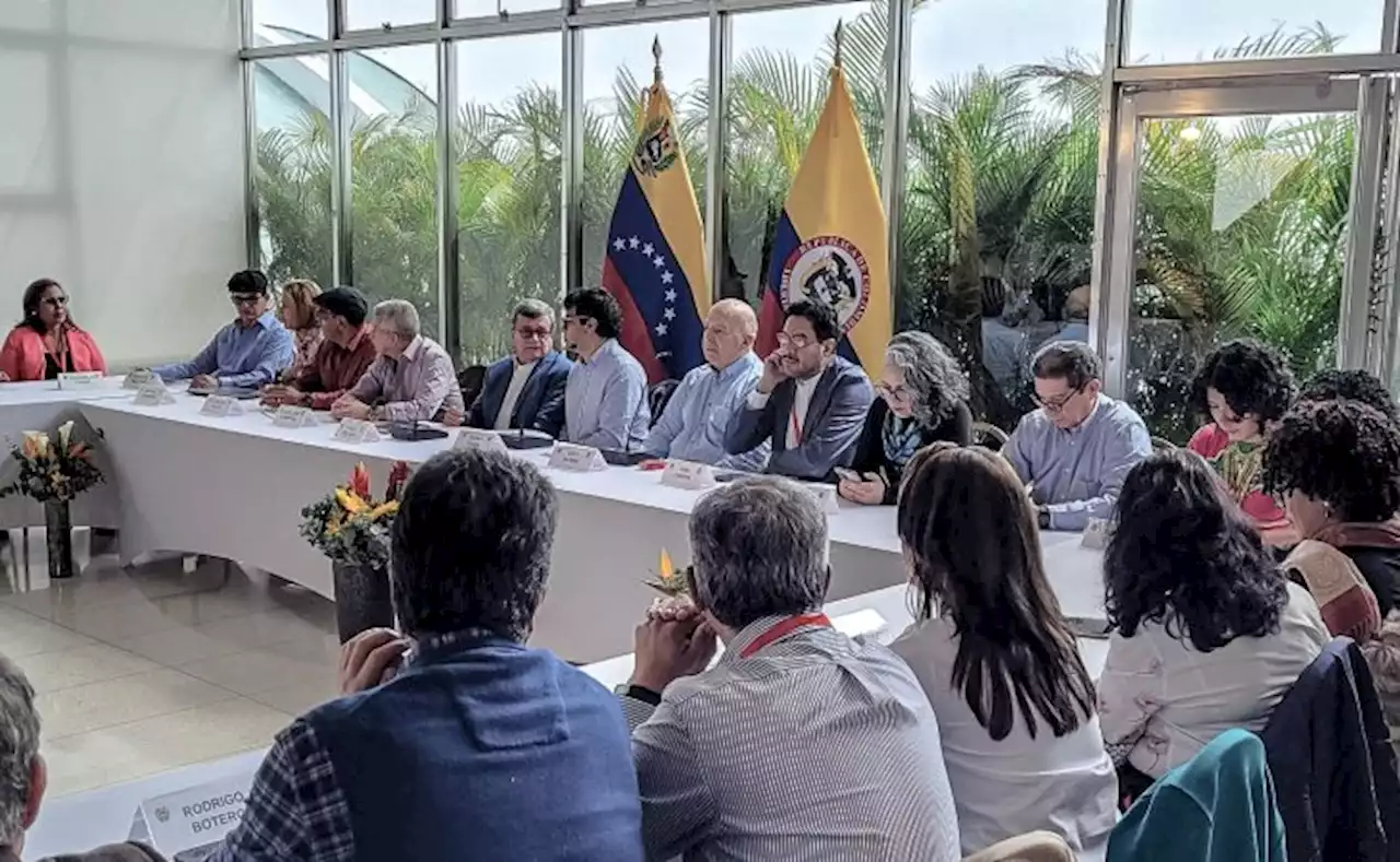 Máxima tensión en mesa de Gobierno-Eln