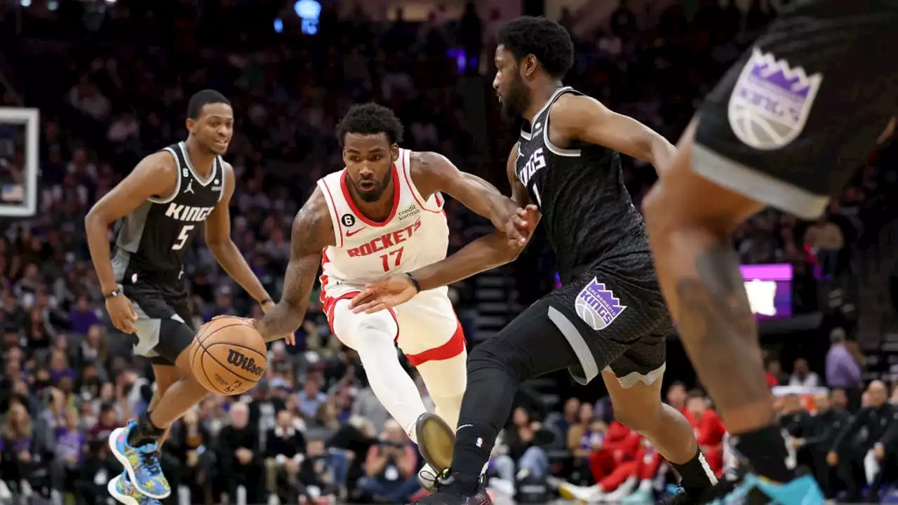 2 players from Houston Rockets suspended for taunting Sacramento Kings during game