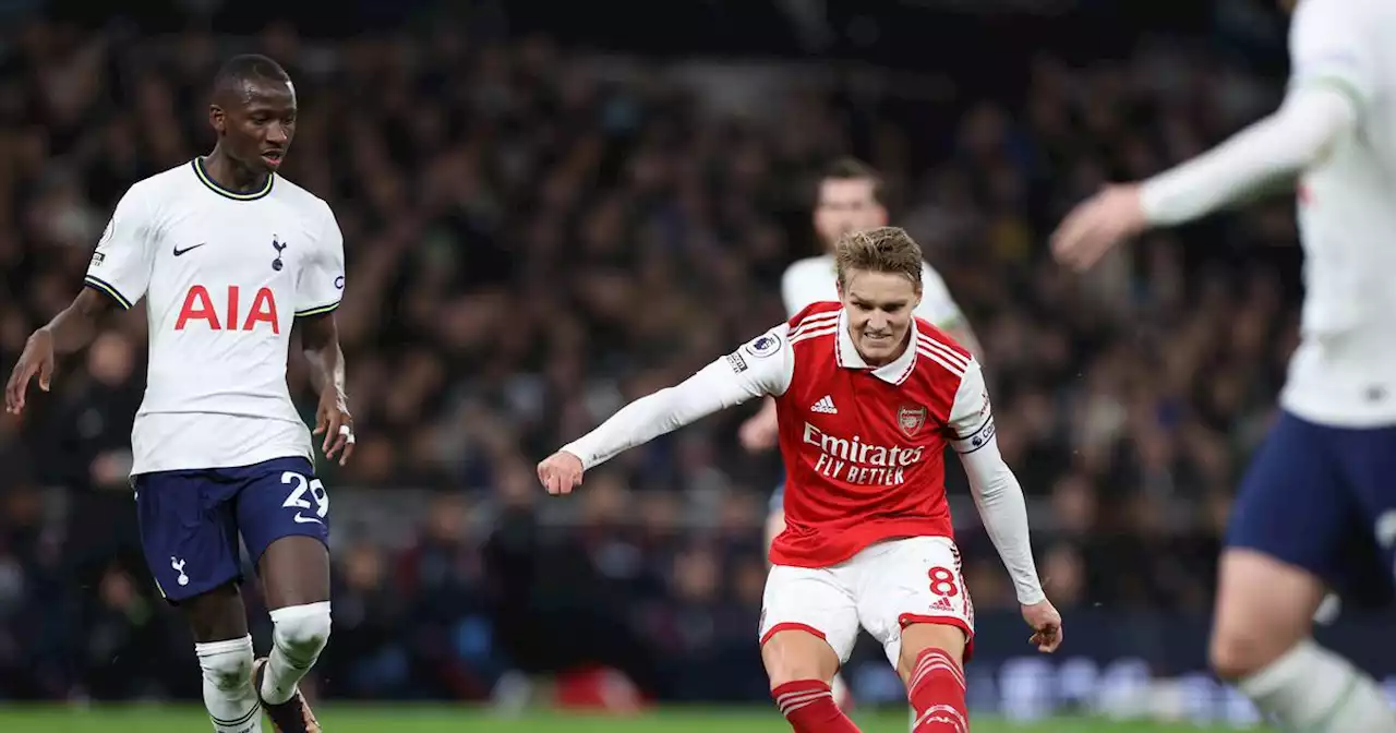 Arsenal too good for Tottenham in the derby leaving them eight points clear at top of table
