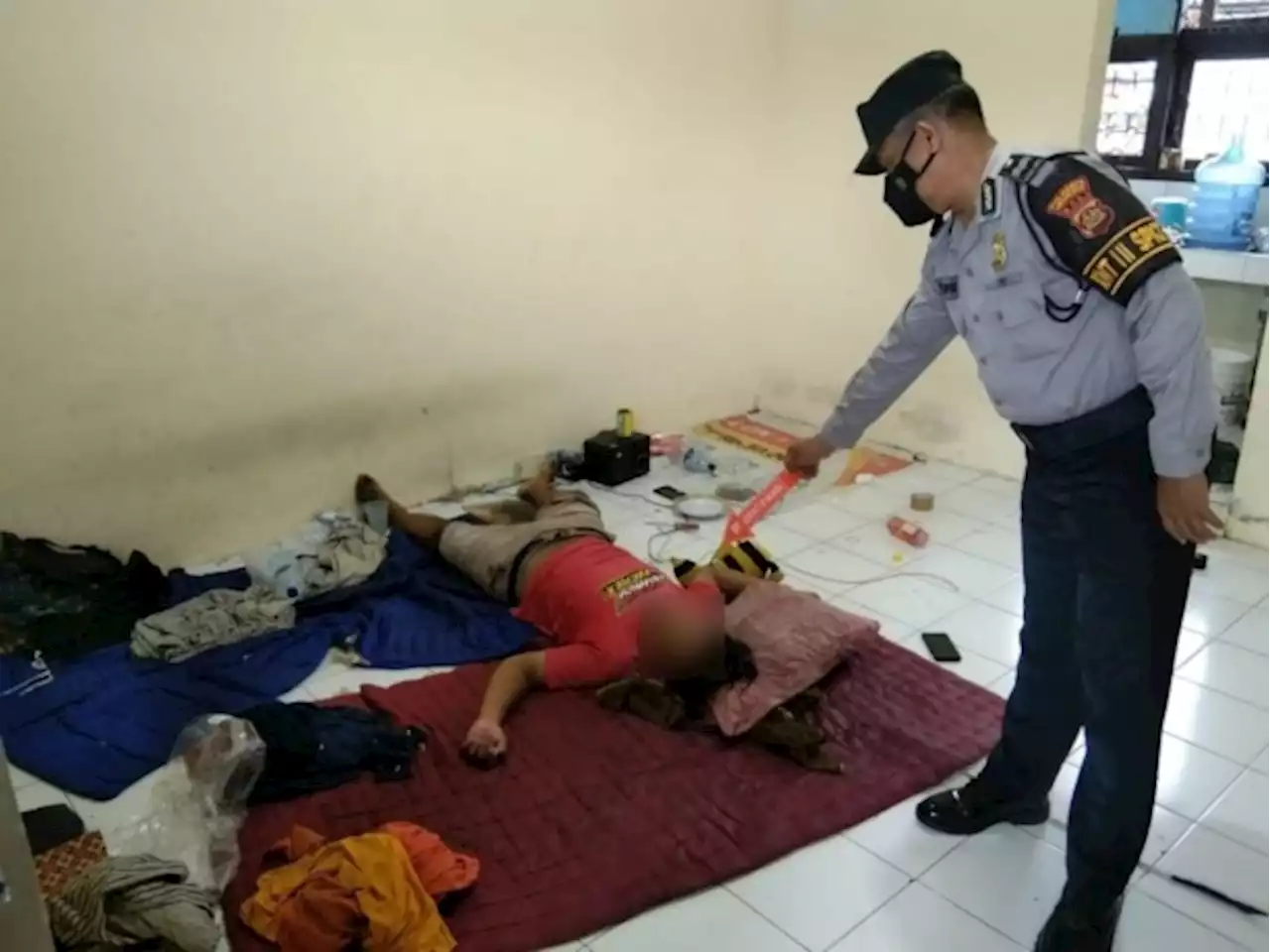 Diduga Terserang Radang Tenggorokan, Penjaga Kos Mendadak Tewas