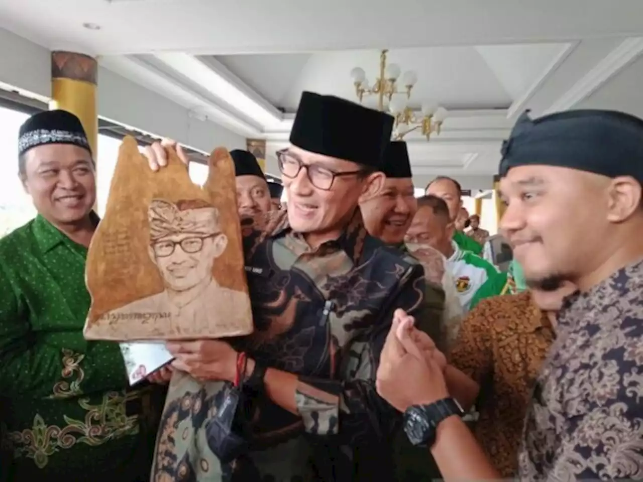 Disebut-sebut Pindah ke PPP, Sandiaga: Tetap Komunikasi dengan Prabowo