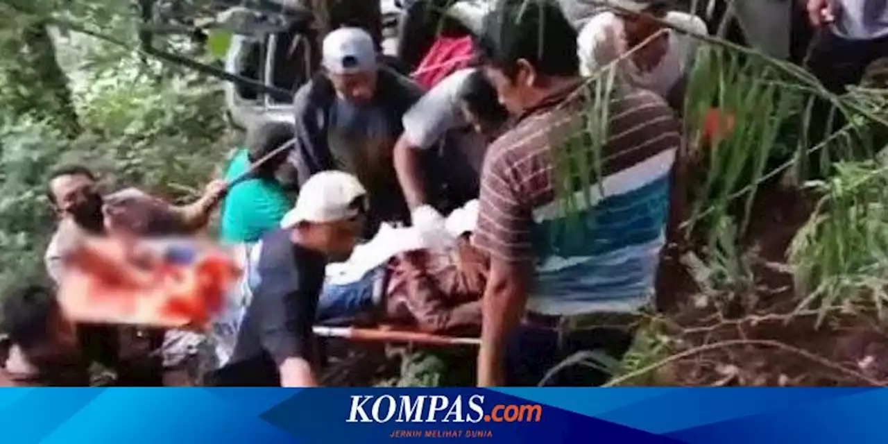 Avanza Berpenumpang 7 Orang Terjun ke Jurang di Mojokerto, Diduga Rem Blong