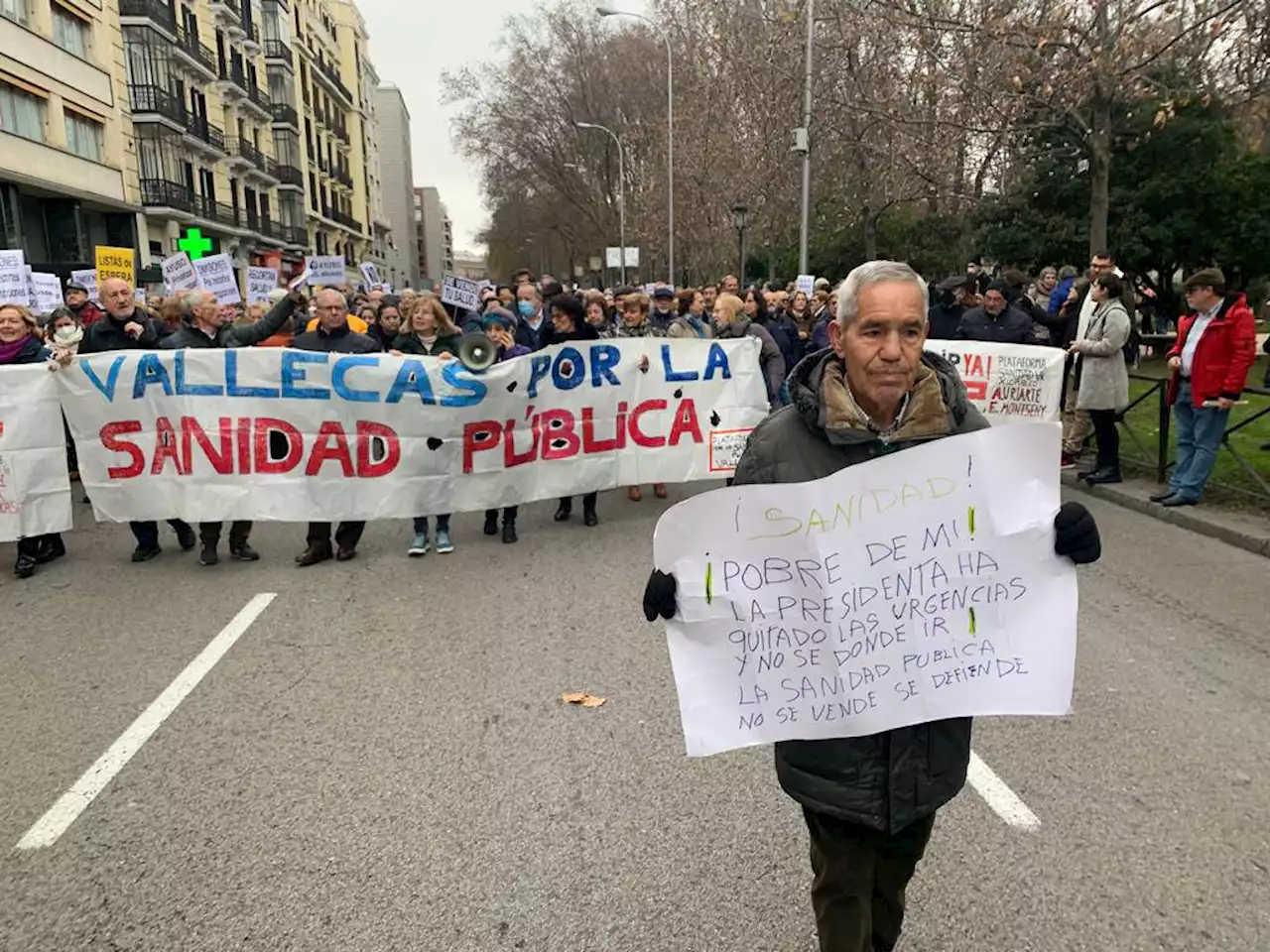 Los sanitarios madrileños vuelven a las calles para mostrar su rechazo al 'deterioro intencionado y privatizaciones' que sufre la sanidad en la región