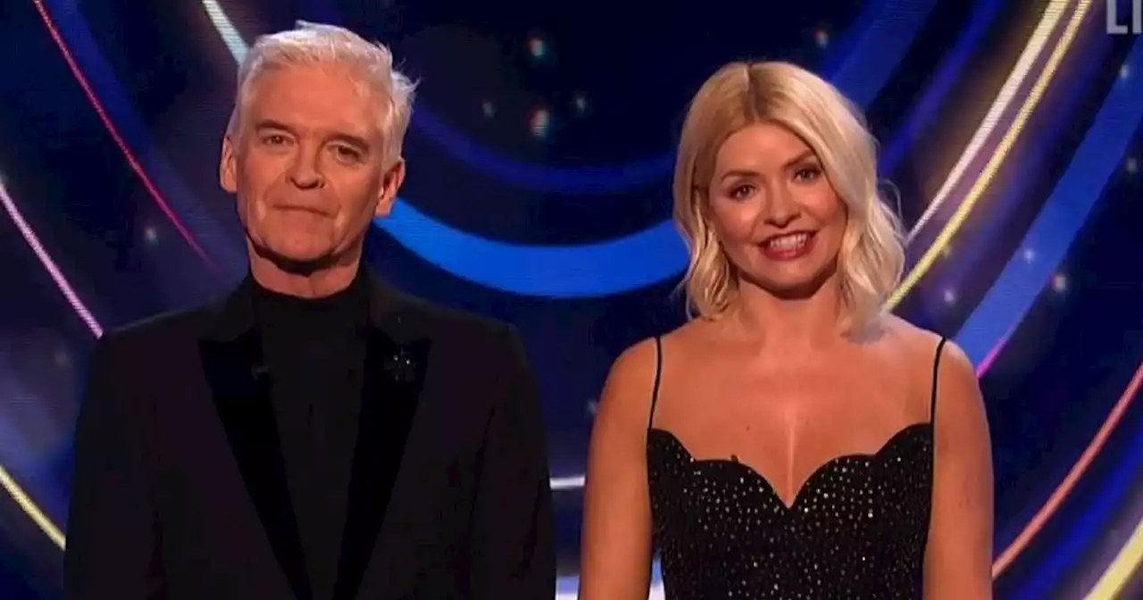 Dancing On Ice fans complain as they 'won't forget' Phil and Holly 'queuegate'