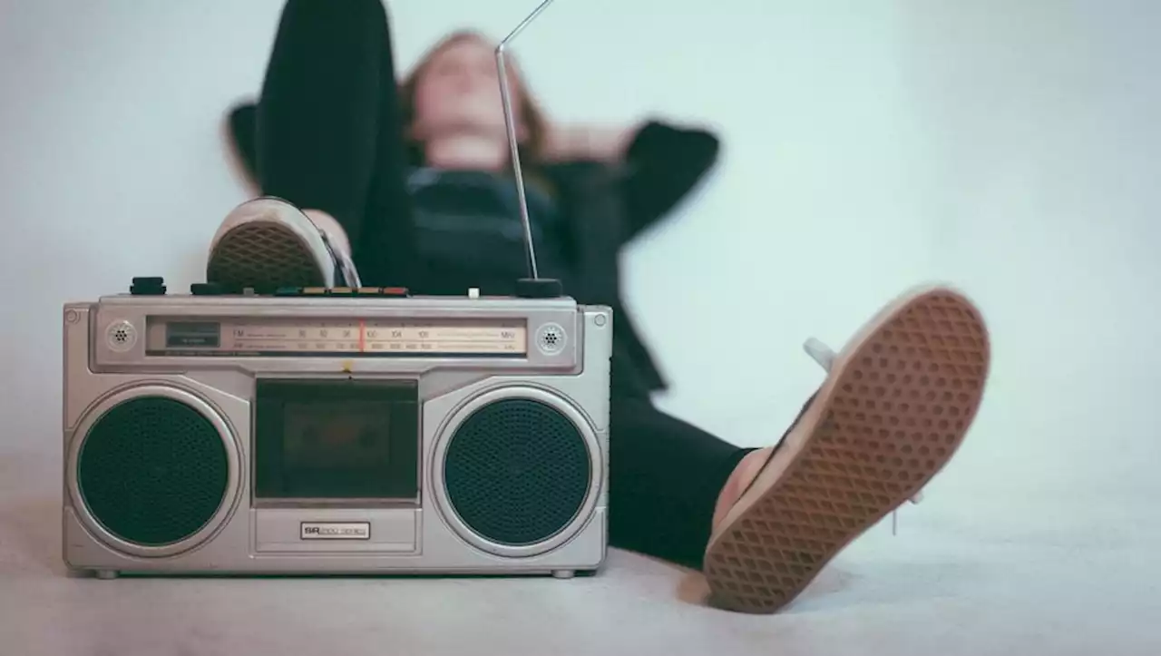 Face aux plateformes, les radios musicales sont à la peine mais restent toujours incontournables