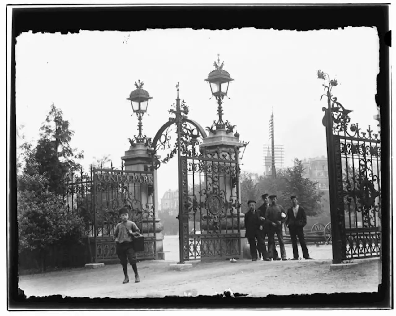 De man die Amsterdam het Vondelpark gaf: nieuwe biografie van Piet van Eeghen