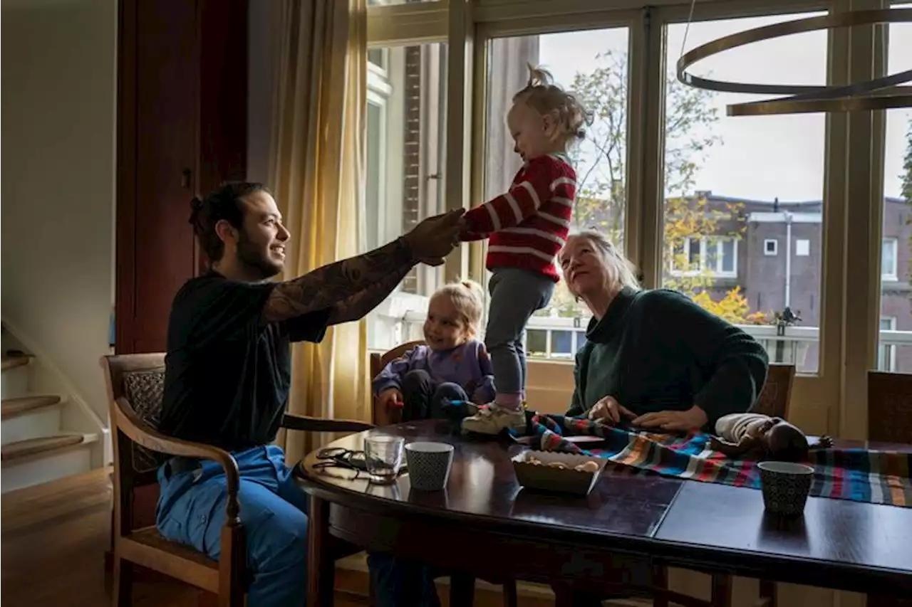 Zij namen vluchtelingen in huis: ‘Die chemie is niet uit te leggen, net als met verliefdheid’