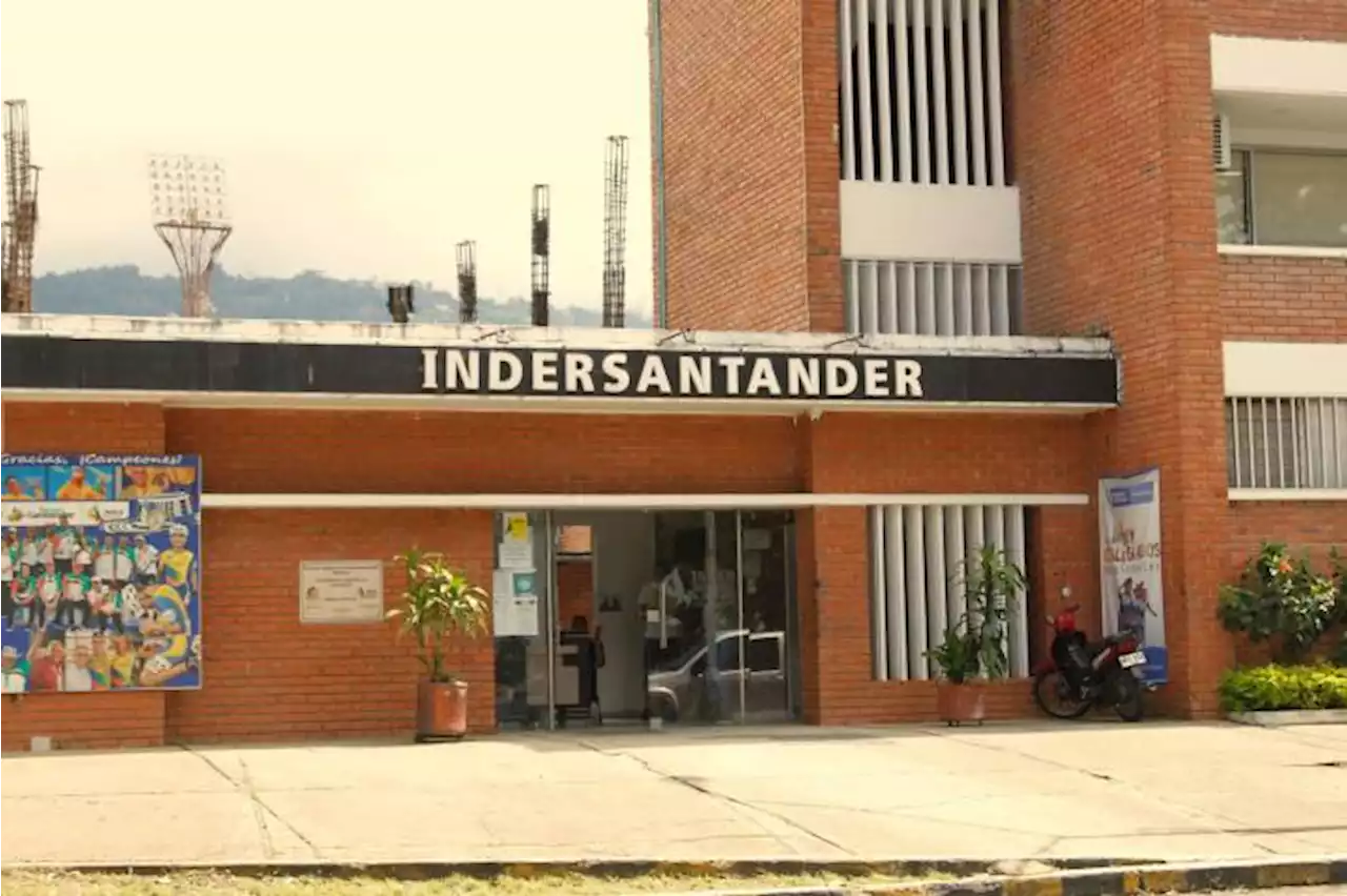 Unidad Investigativa | Los certificados ‘fantasma’ en el cuestionado contrato de las raquetas del Indersantander