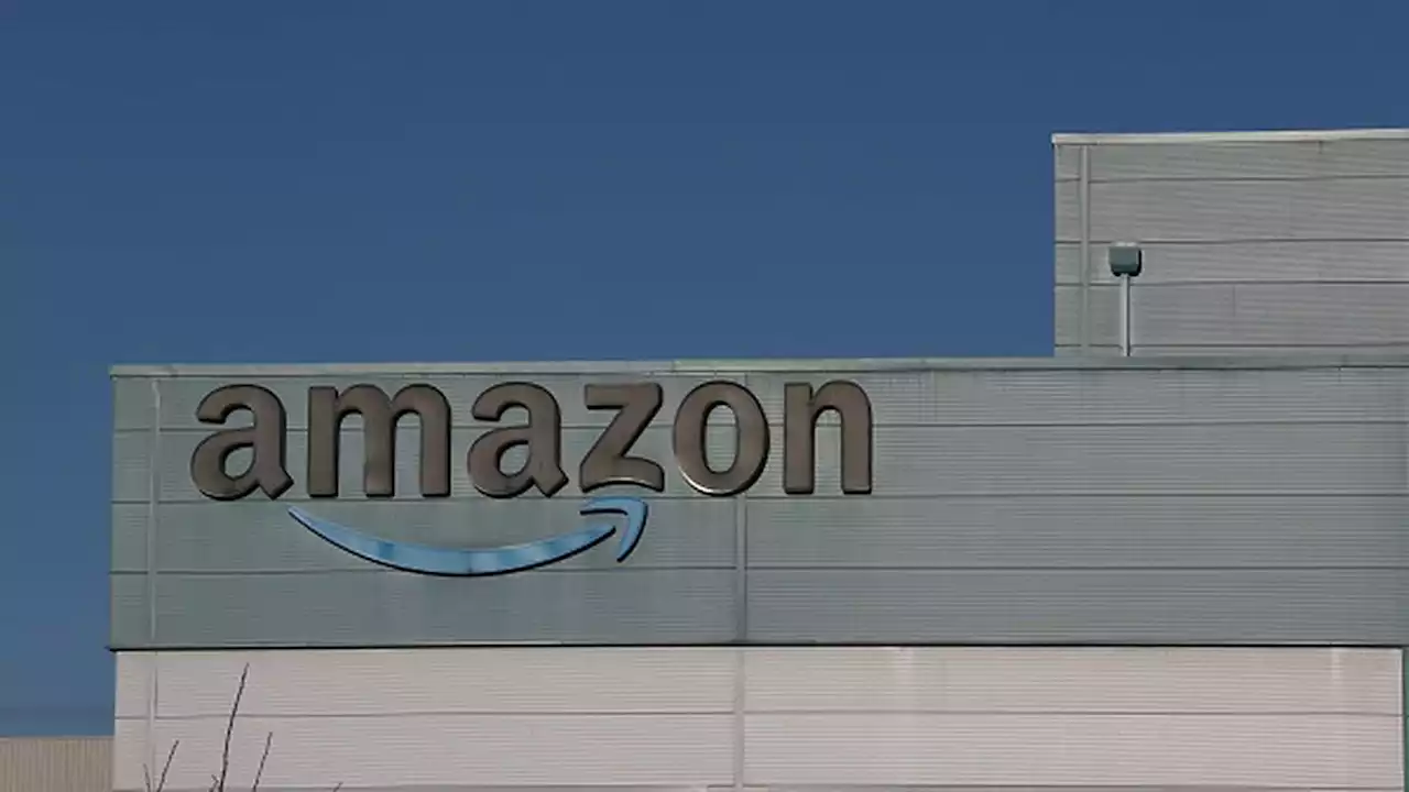 Pregnant Minnesota woman fatally shot in Amazon warehouse parking lot