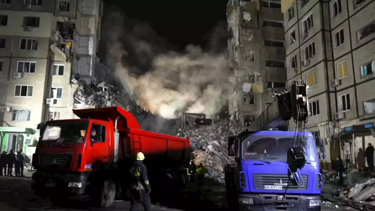 War in Ukraine: Death toll from apartment building strike rises to 40; Russia preparing long war