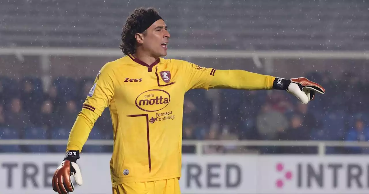 Guillermo Ochoa vivirá cambios en el equipo del Salernitana