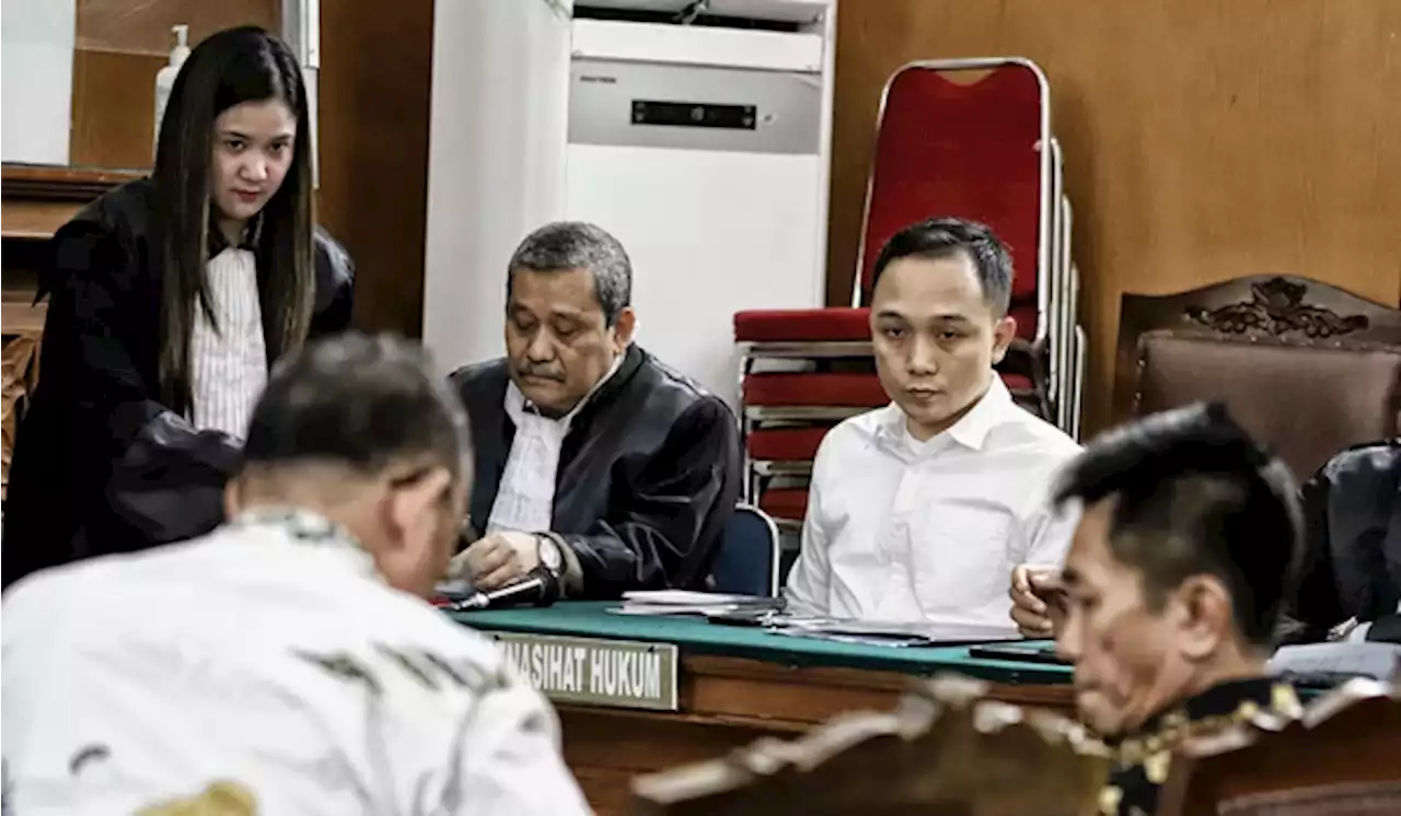 Ini Alasan Jaksa Tuntut Ricky Rizal 8 Tahun Penjara