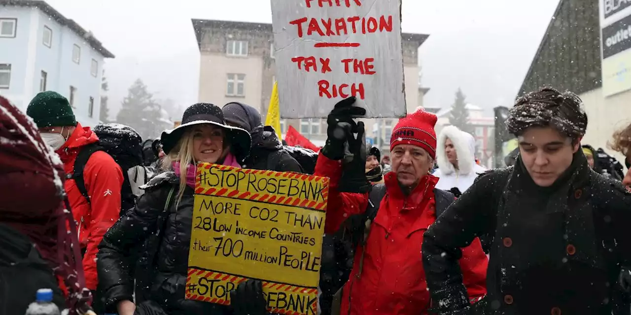 'Every Billionaire Is a Policy Failure,' Says Oxfam as Global Elite Gather in Davos