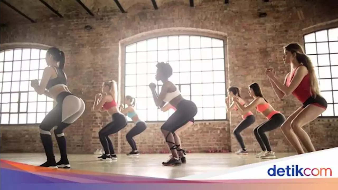 Manfaat Squat Jump untuk Melatih Otot dan Cara Melakukannya