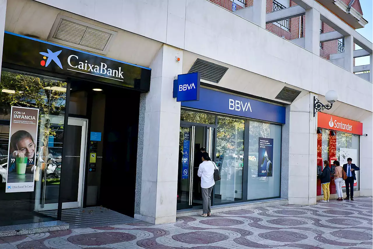 CaixaBank, Santander y BBVA ingresarán 12.200 millones de euros más en dos años