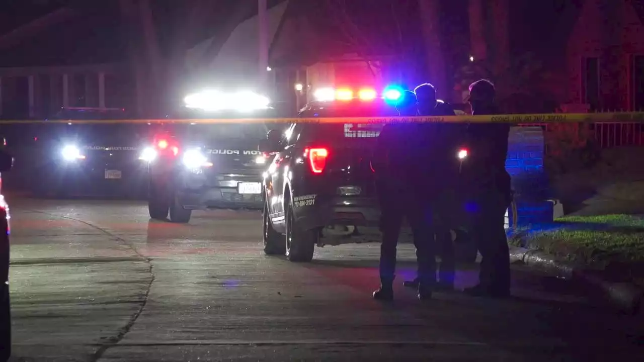 Man shot to death in car in front of parents' Houston home