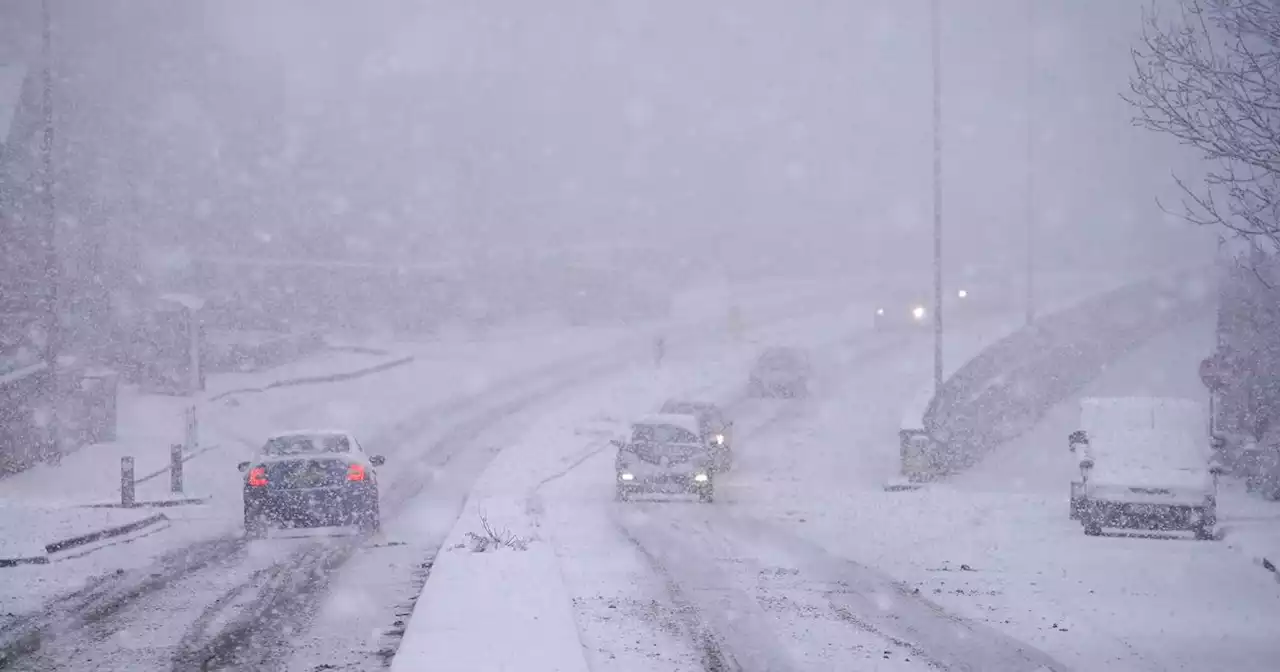 Met Eireann issues unusual double warning with snow to strike two specific areas