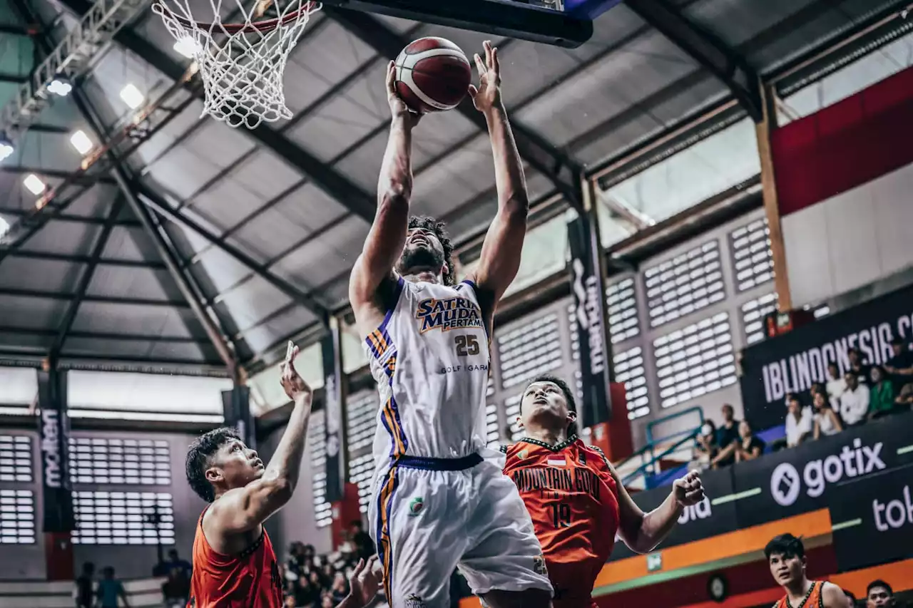 IBL 2023: Pemain Asing Dominan, Satria Muda Pertamina Bungkam Mountain Gold Timika