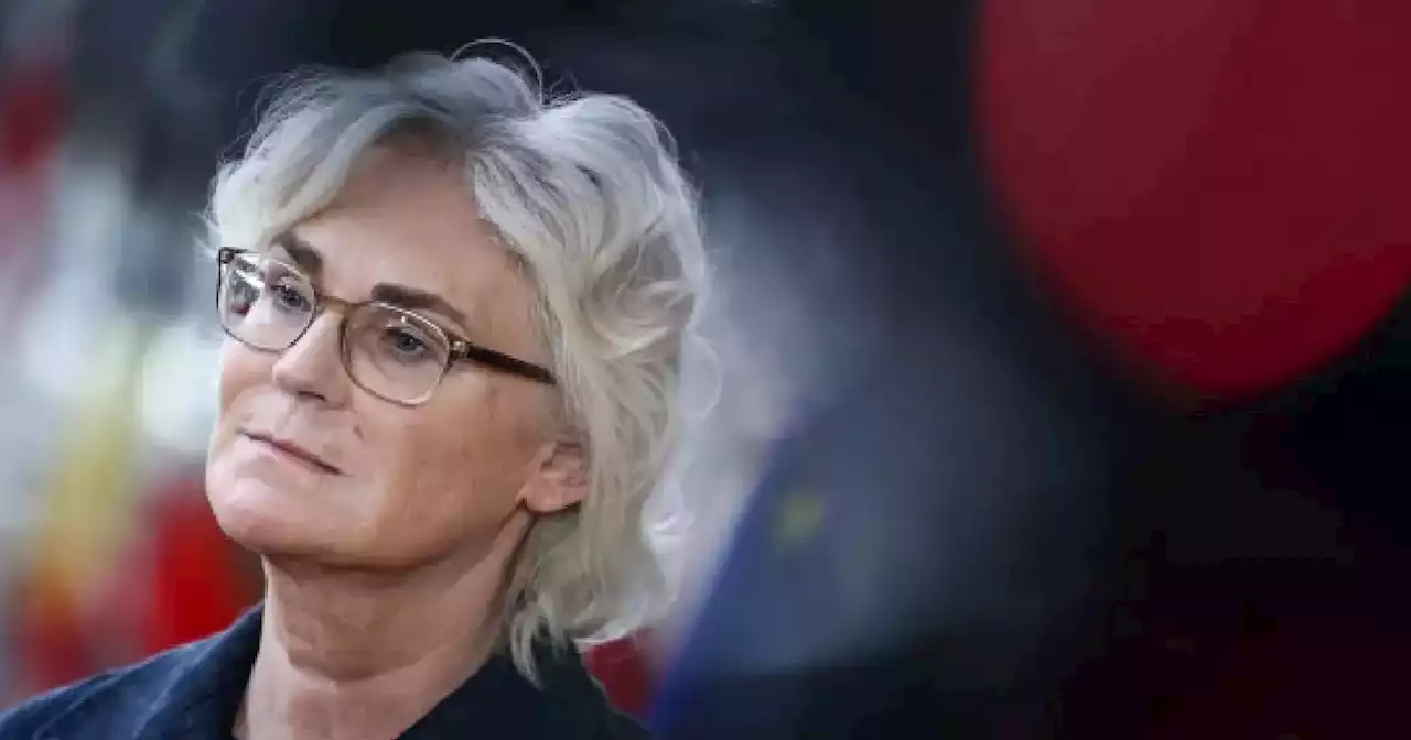 Dimite la ministra de Defensa de Alemania tras polémicas relacionadas con la guerra en Ucrania