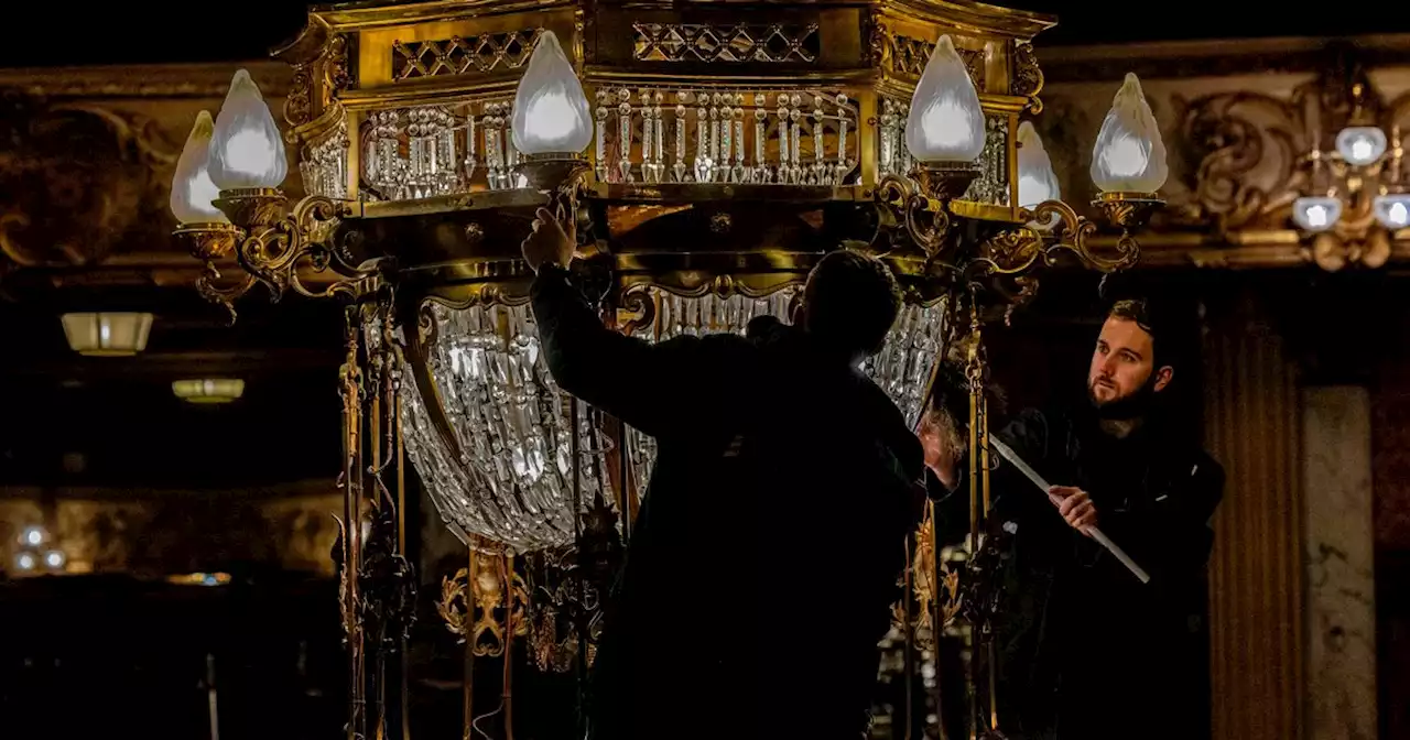 Mission accomplished as Blackpool's most fancy chandeliers get annual clean