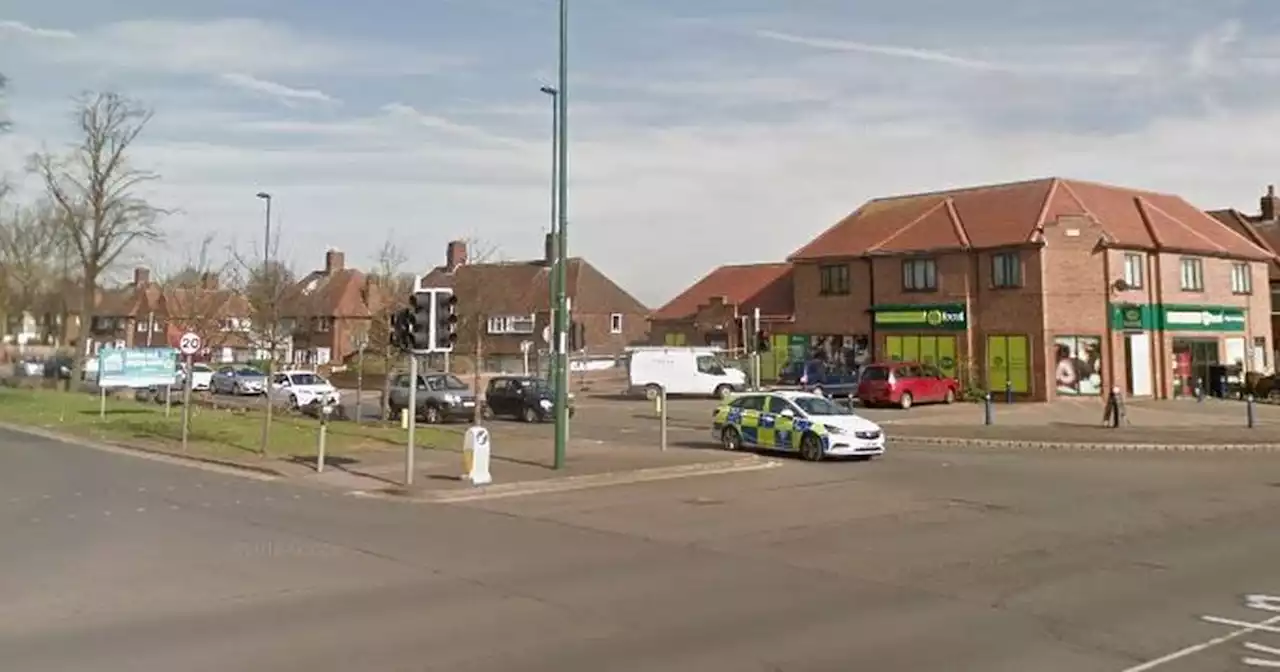 Live traffic updates as major city road shut after crash