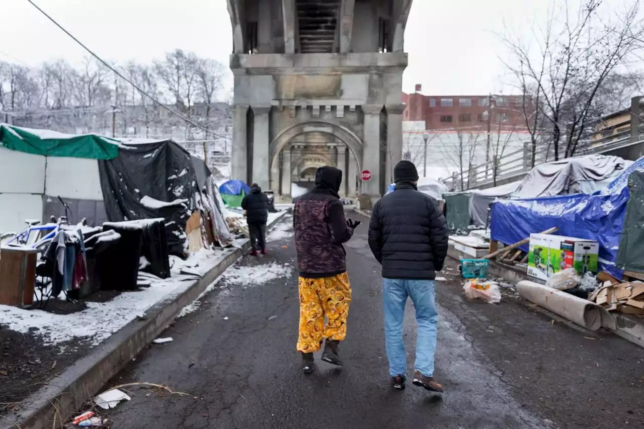 New location found for residents living under Mulberry Street bridge: officials