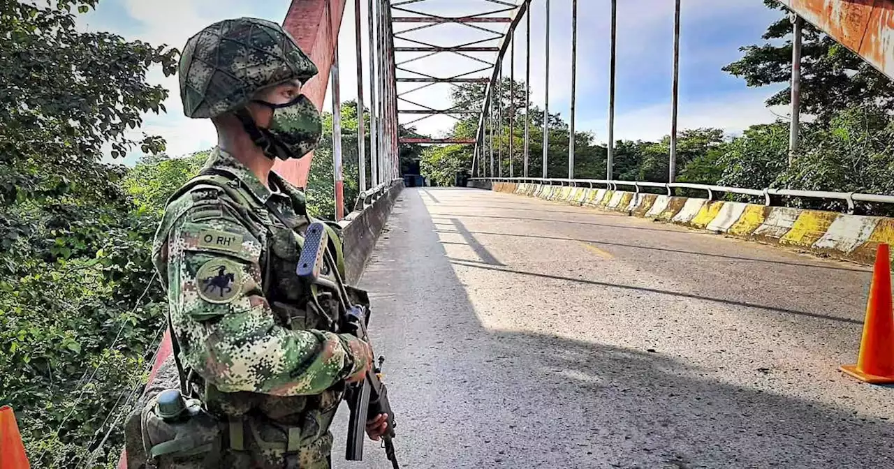 Revisaron sus celulares y se dieron cuenta que eran militares: fueron secuestrados en Patía, Cauca