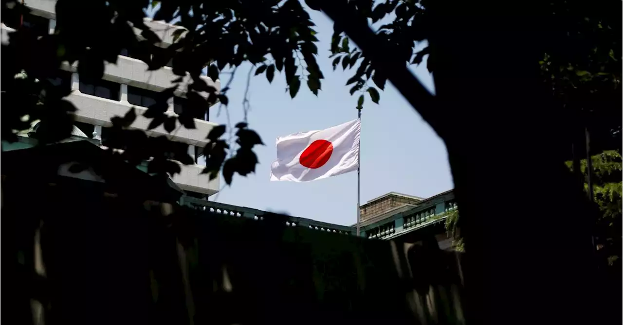 Japan's top economic panel debates potential shift away from 'Abenomics'