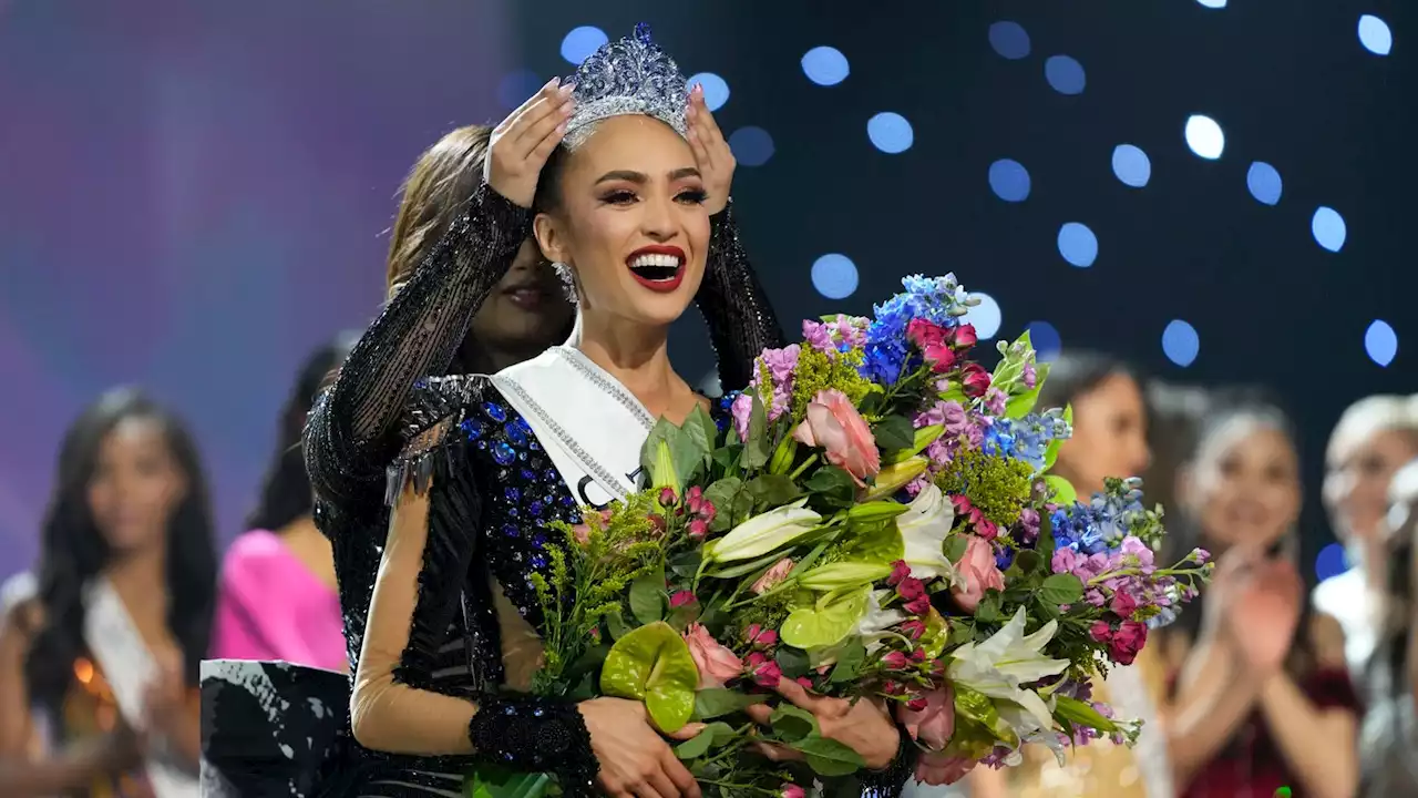 Miss Universe: R'Bonney Gabriel becomes first Filipino American winner