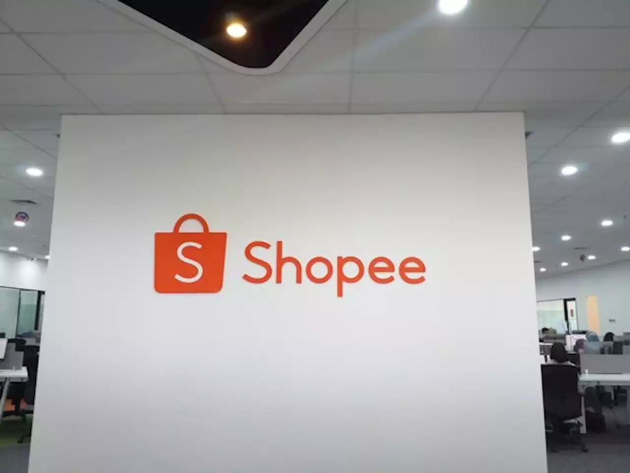 Shopee Latih Santri di Solo Terampil Bisnis Digital