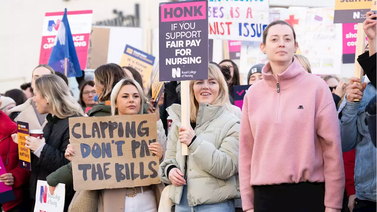 NHS nurses in England and Wales announce walkouts in February as pay row continues