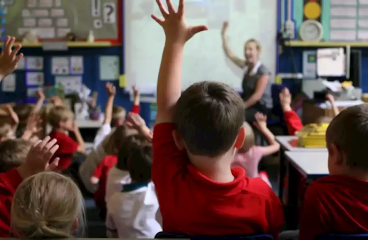 Teachers in England and Wales vote for strikes in pay dispute