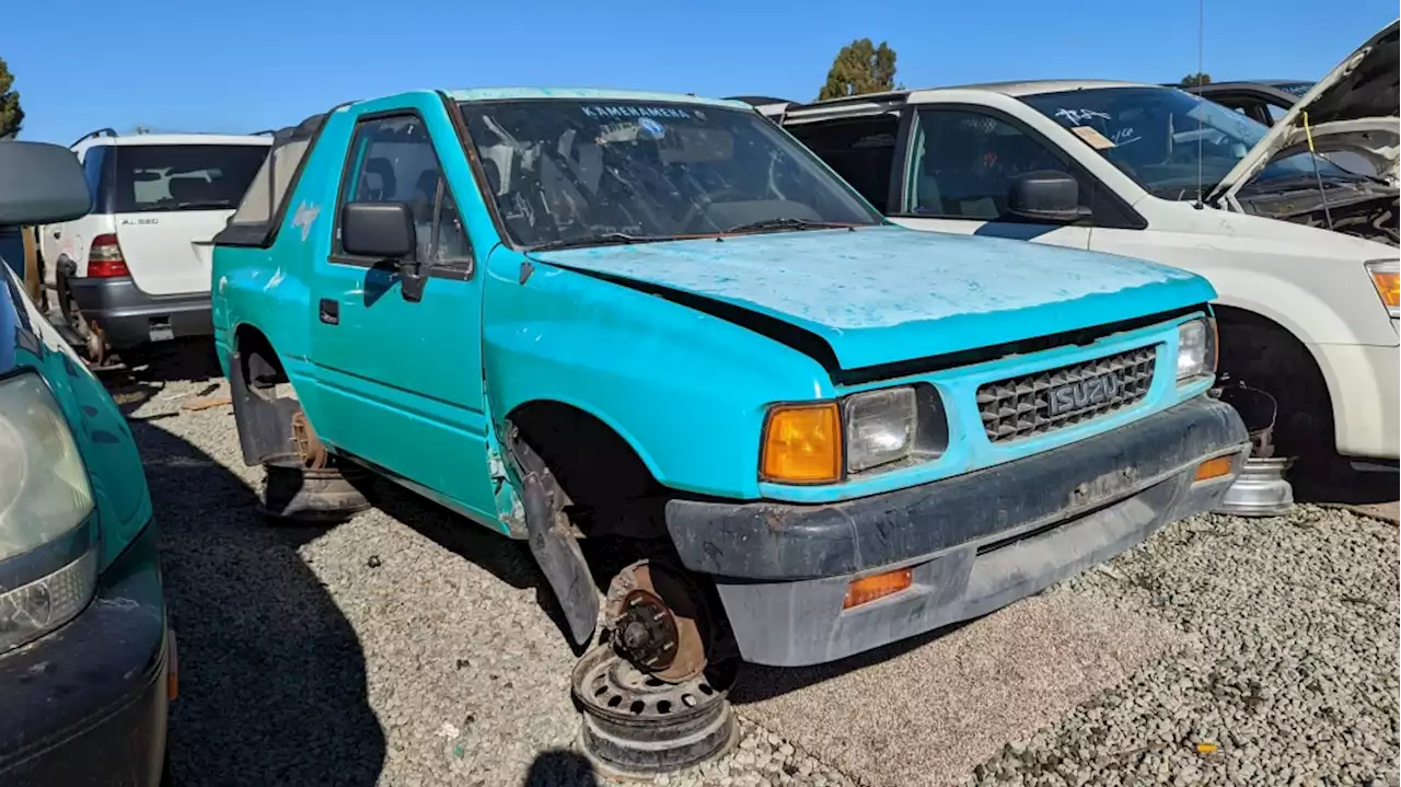 Junkyard Gem: 1992 Isuzu Amigo