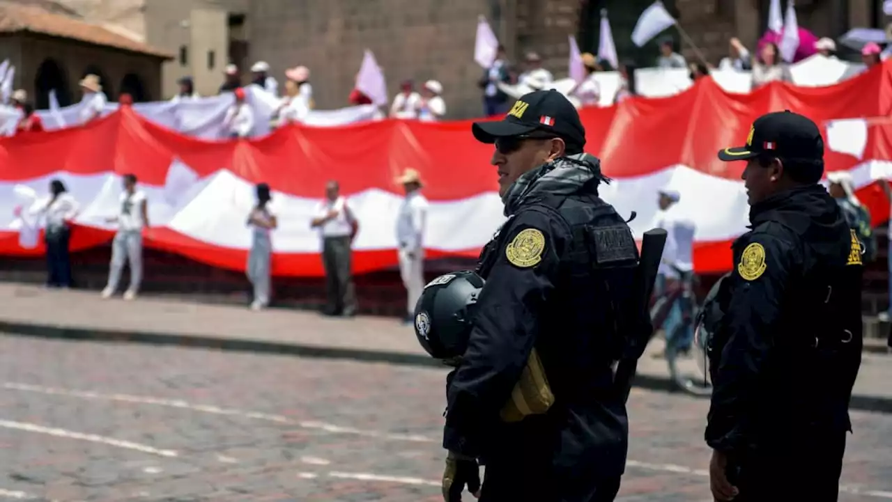 Amid state of emergency, Peruvians mourn protest dead