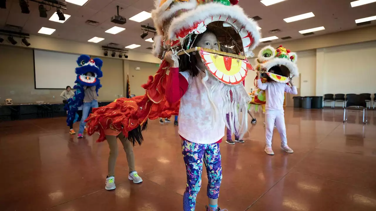 'Year of the Rabbit' brings good luck to Tucson Chinese center