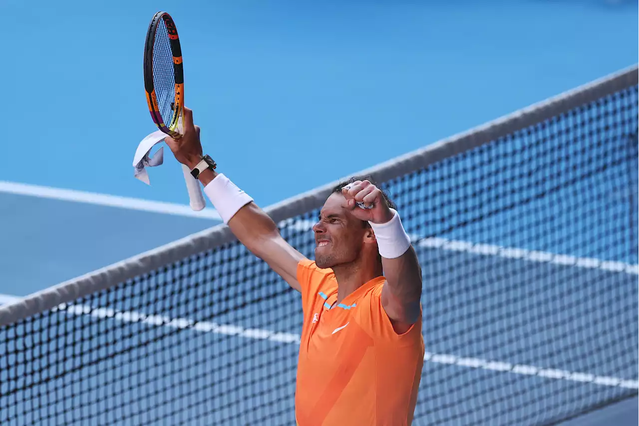 Rafael Nadal 'pierde' su raqueta en el primer set del Australia Open