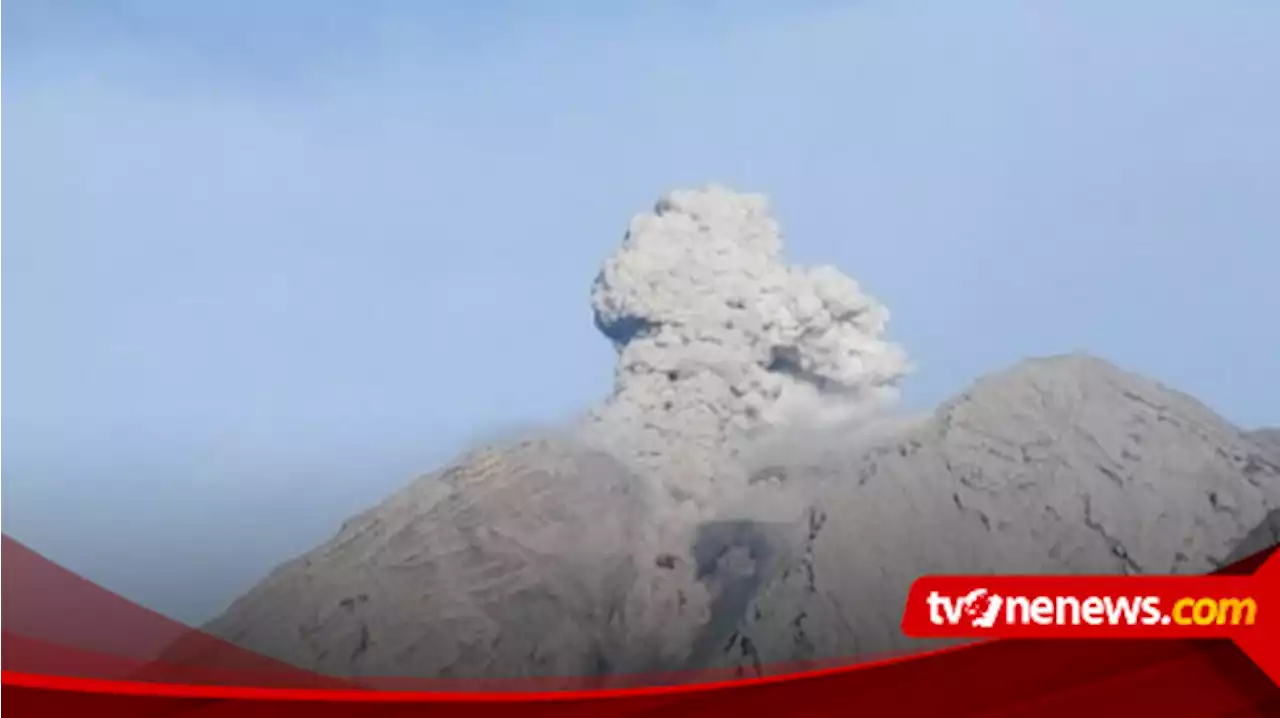 Gunung Semeru Alami Erupsi dengan Kolom Letusan Setinggi 500 Meter, PVMBG Imbau Warga Tingkatkan Kewaspadaan