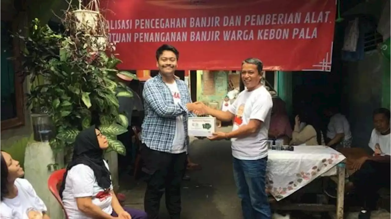 Warga Kebon Pala Dapat Bantuan Pompa Air, Bisa Dipakai Tangani Banjir