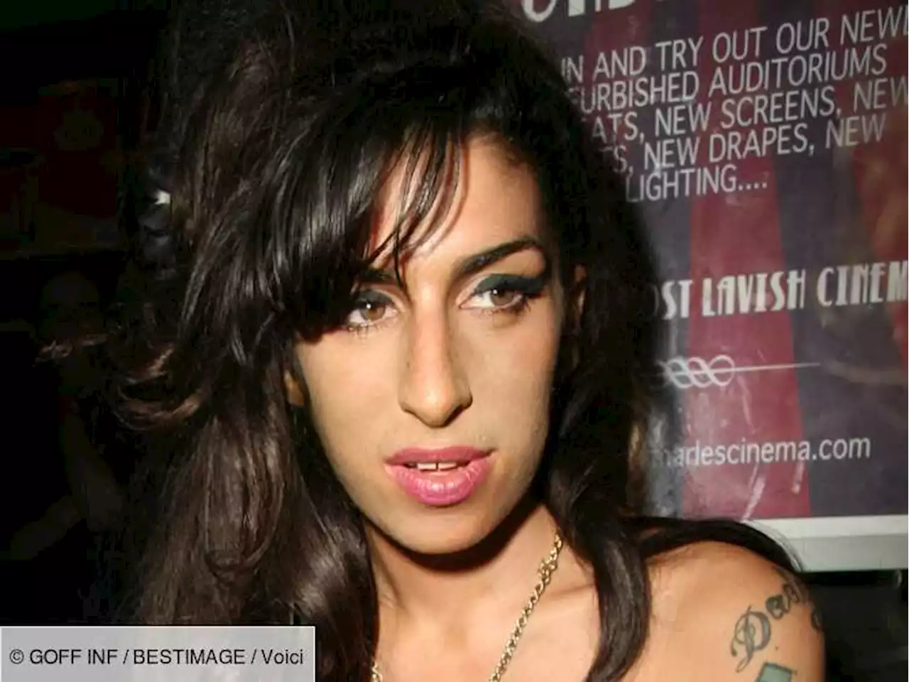 Amy Winehouse : une première photo du biopic dévoilée, la ressemblance de l'actrice est troublante - Voici