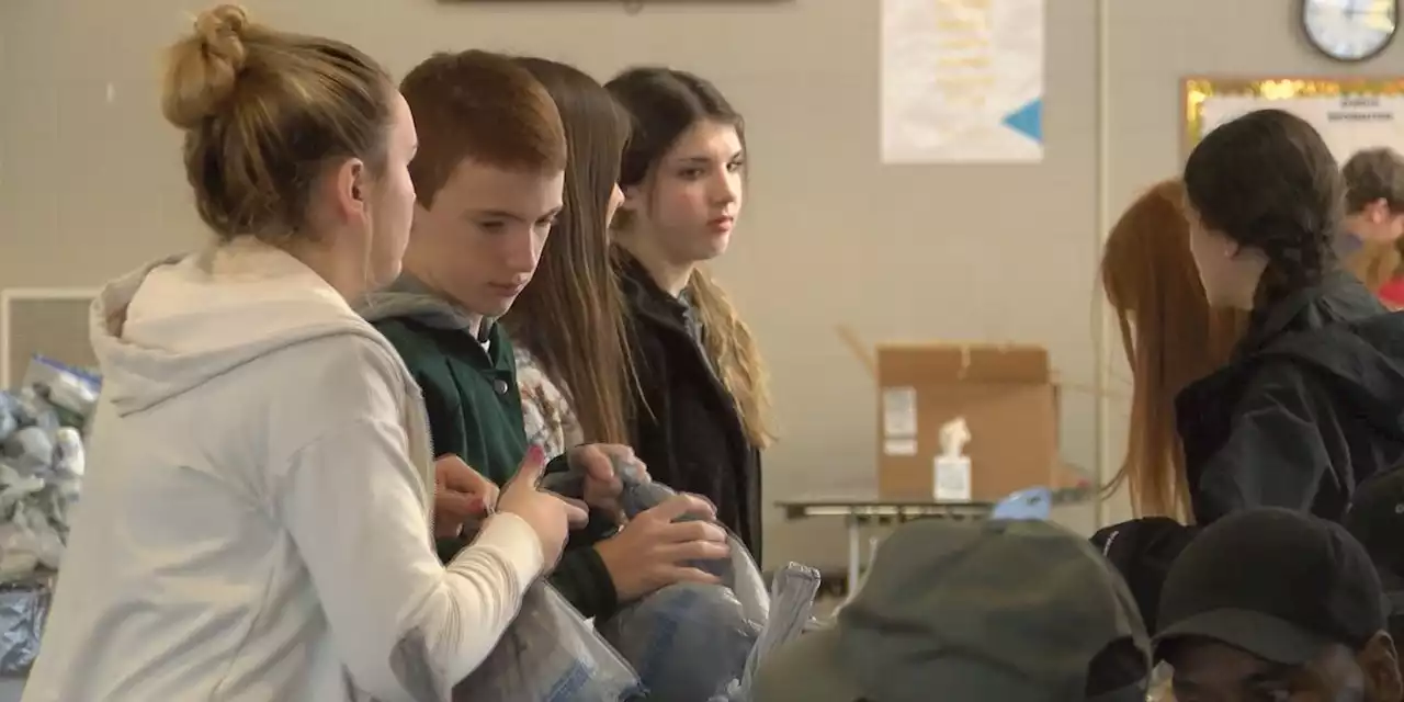 Selma High School holds shelter for victims of EF 2 tornado