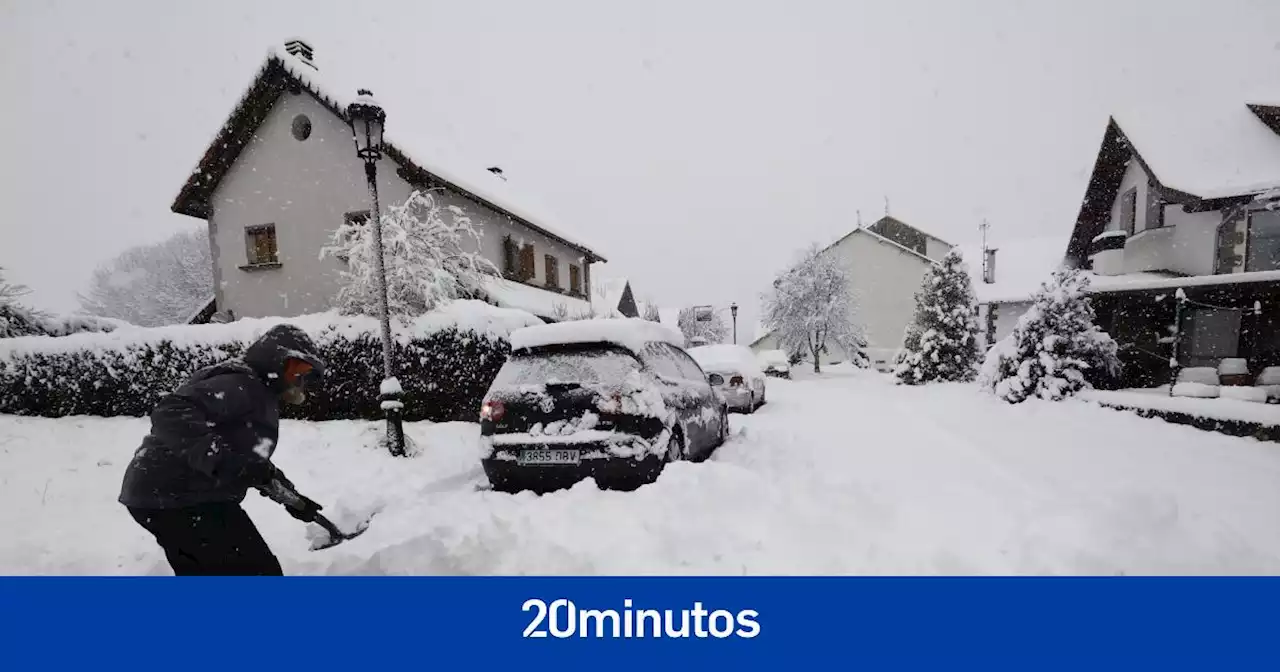 Temporal de nieve y frío polar en España, en directo: última hora de la borrasca Fien, provincias más afectadas, cotas de nieve y cortes de carreteras