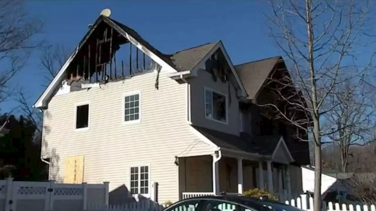 Mom dies trying to rescue 6-year-old daughter as family home burned down