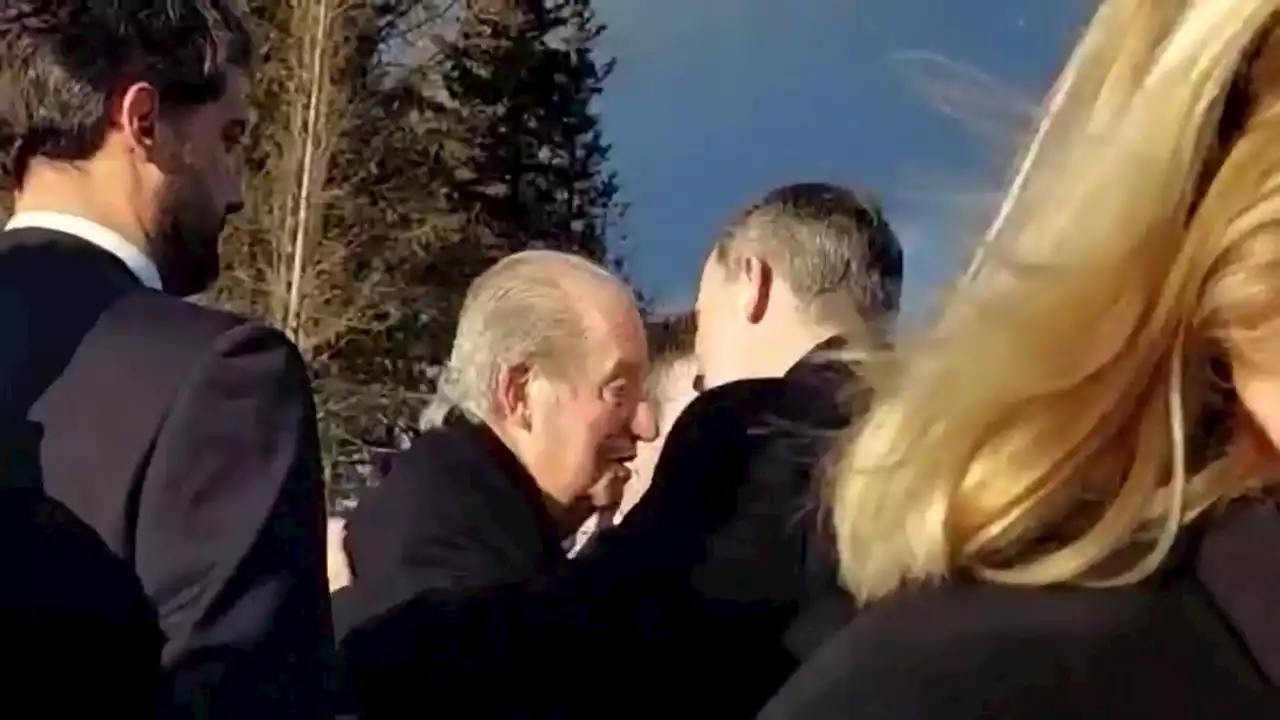 Así fue el reencuentro entre Felipe VI y Juan Carlos I en Atenas