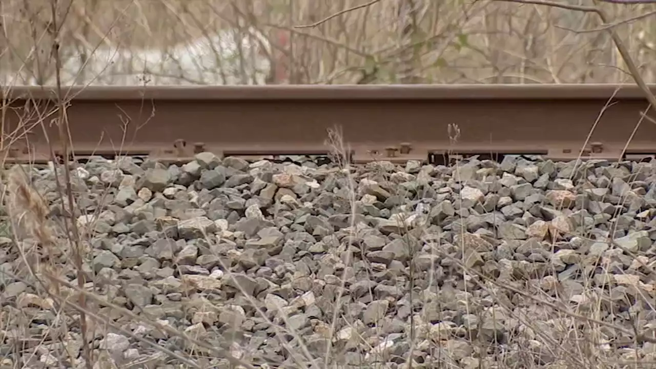 Police investigating after man's body found near southwest Houston railroad tracks, HPD says