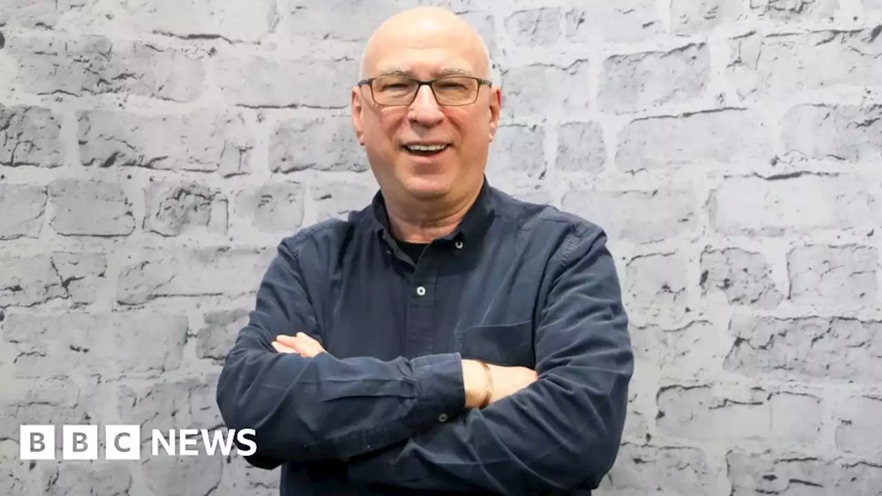 Ken Bruce to leave BBC Radio 2 show after 31 years