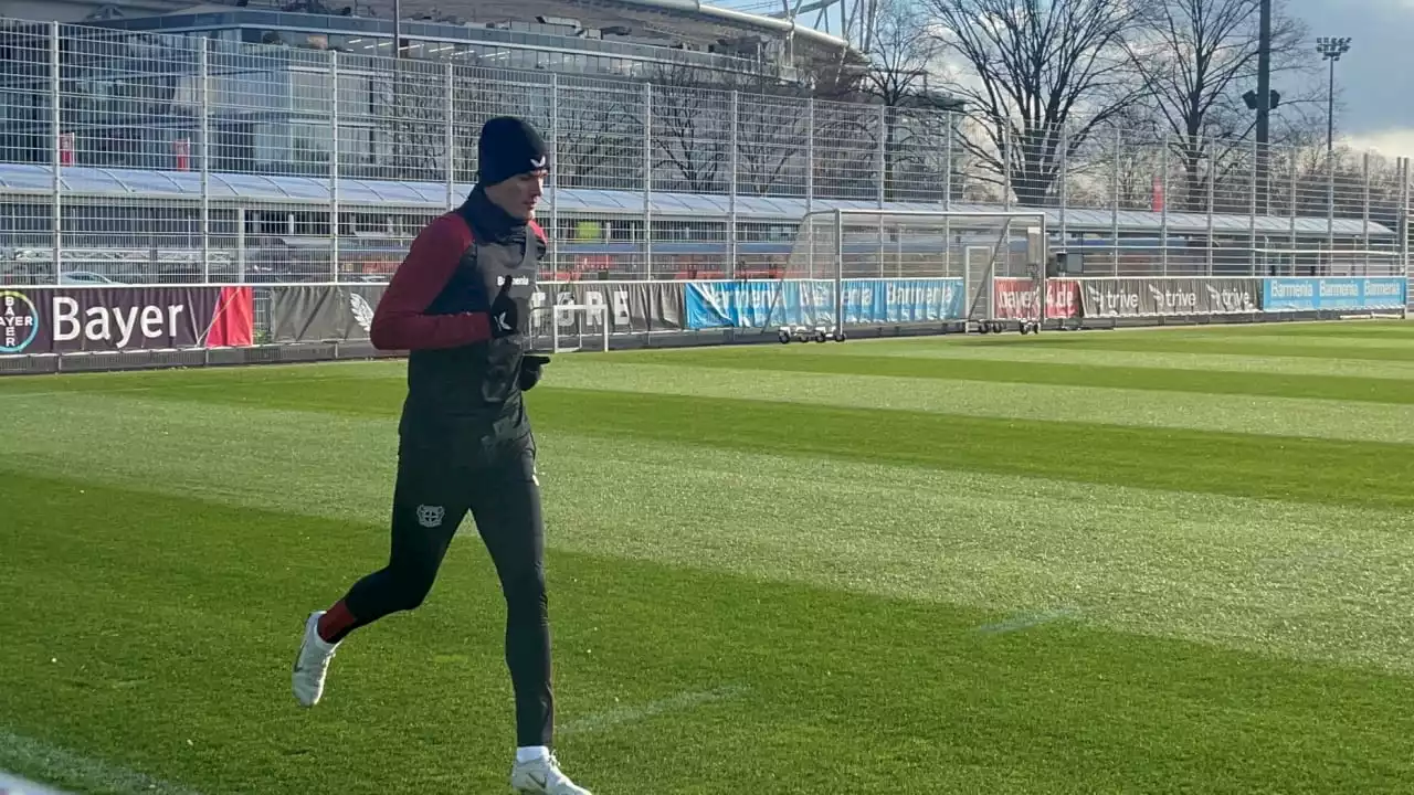 Bayer Leverkusen: Dieses Foto macht Mut: Hier läuft Patrik Schick fürs Comeback