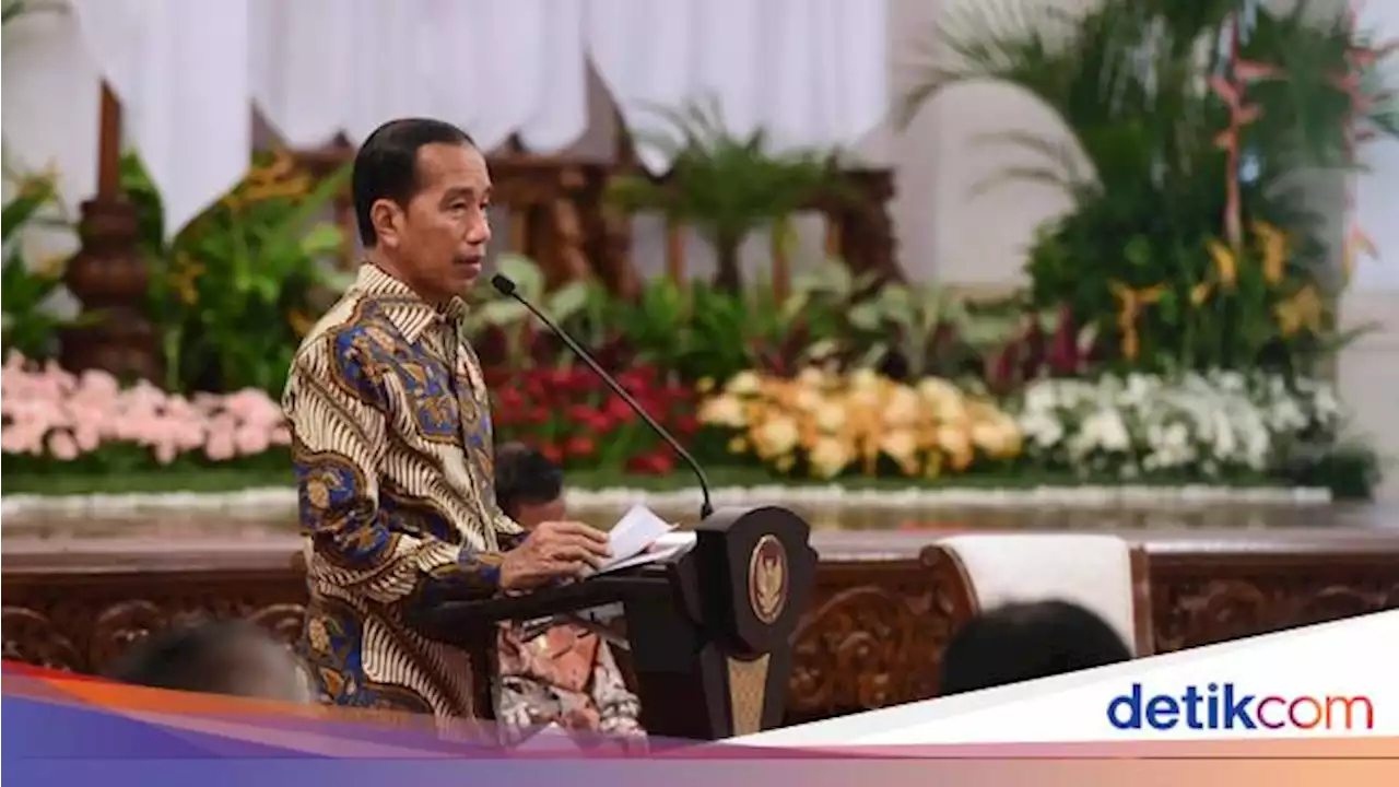 Jokowi: Tolong Gubernur Sering-sering Masuk Pasar, Udah Nggak Musim ABS